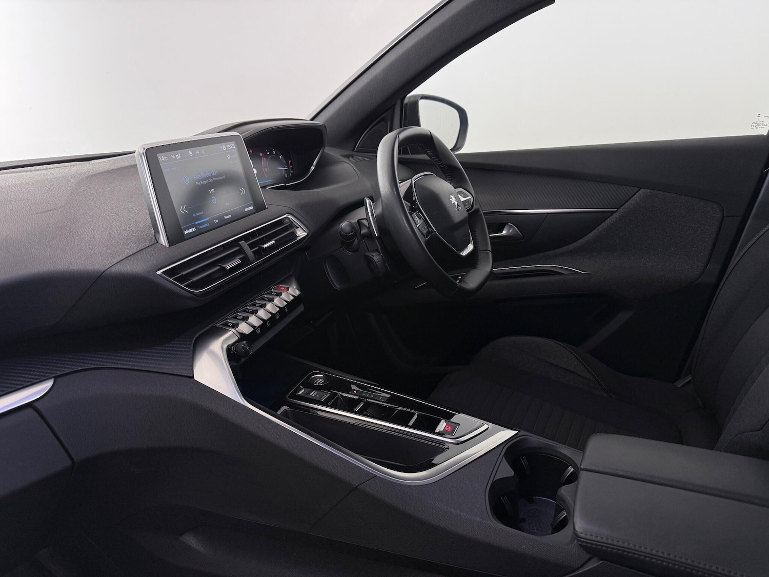 Used Peugeot 5008 2024 for sale - 76466834: Photo 16