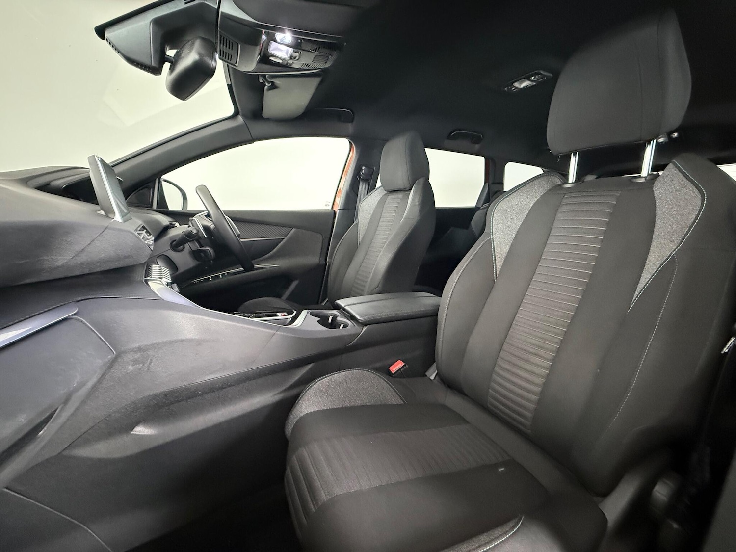 Used Peugeot 5008 2024 for sale - 76466834: Photo 17