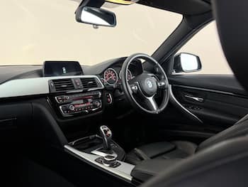 Used BMW 3 Series 2018 for sale - 79677687: Photo