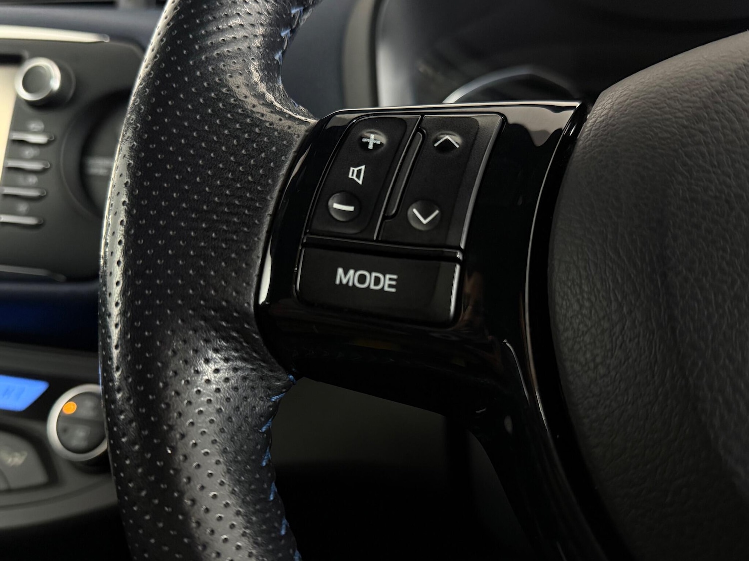 Used Toyota Yaris 2018 for sale - 77260077: Photo 16