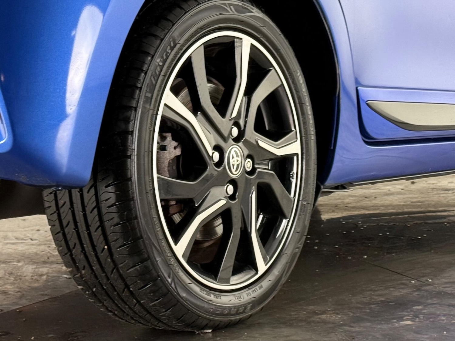 Used Toyota Yaris 2018 for sale - 77260077: Photo 5