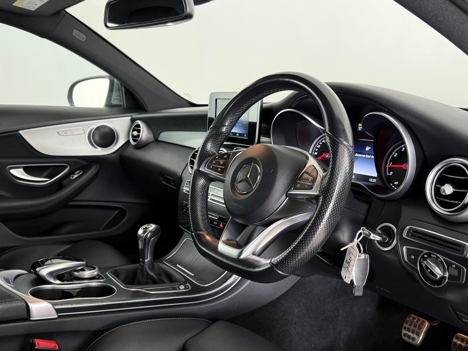 Used Mercedes-Benz C Class 2016 for sale - 77053992: Photo 21