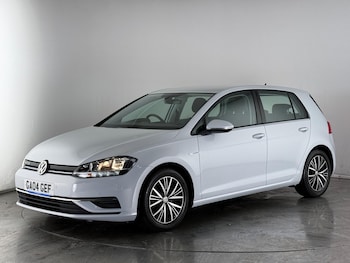 Used Volkswagen Golf 2018 for sale - 76975568: Photo