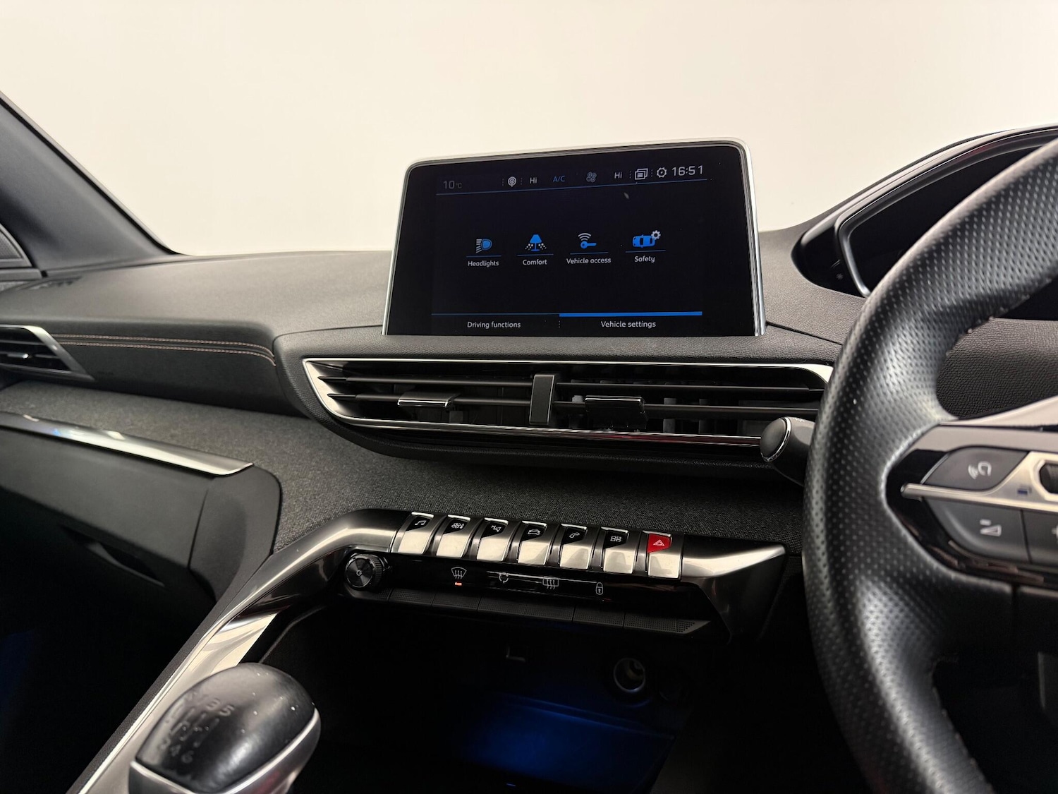 Used Peugeot 3008 2019 for sale - 77182354: Photo 35