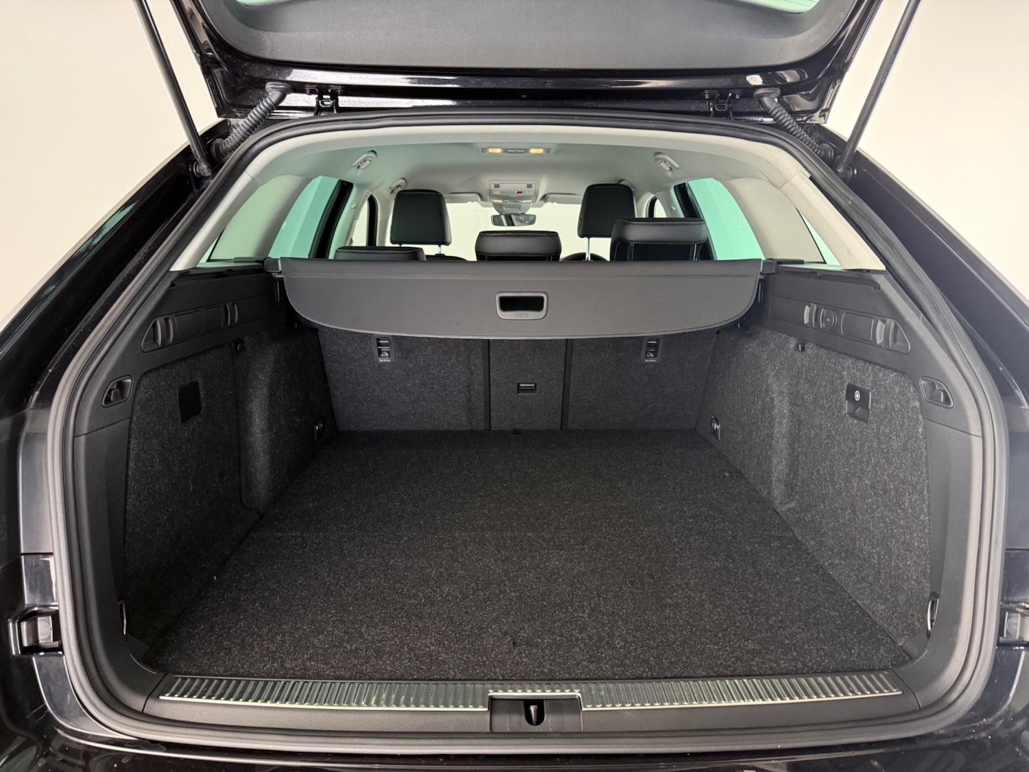 Used Skoda Superb 2021 for sale - 77182731: Photo 5