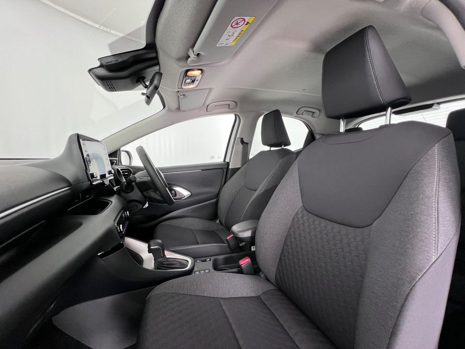 Used Toyota Yaris 2023 for sale - 76466982: Photo 18