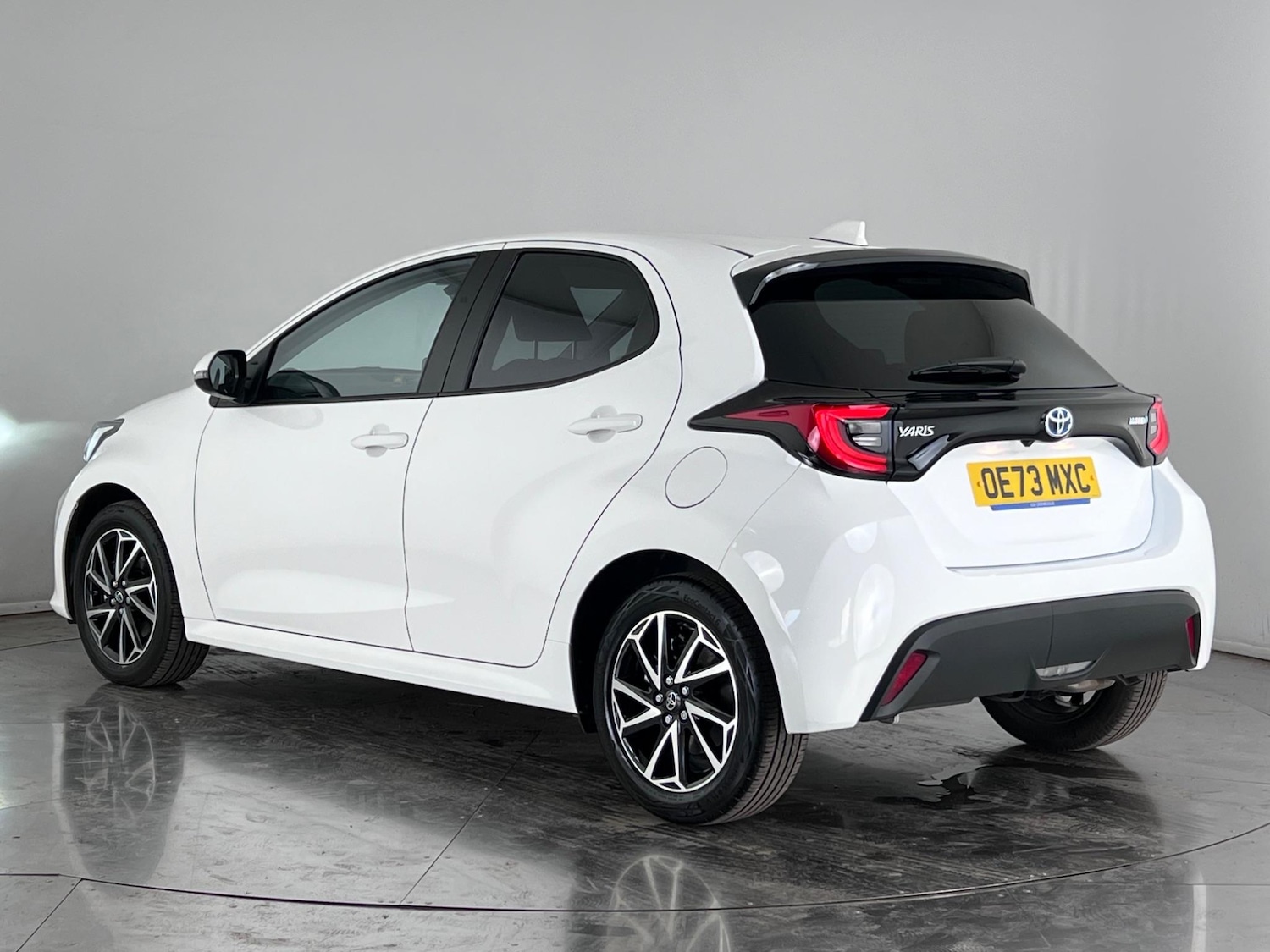 Used Toyota Yaris 2023 for sale - 76466982: Photo 4