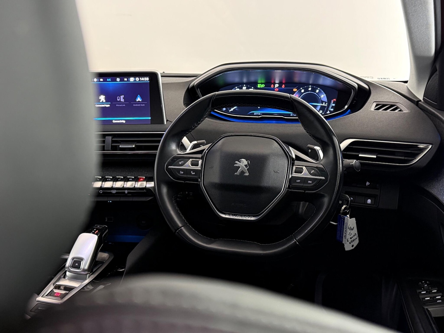 Used Peugeot 3008 2018 for sale - 77260572: Photo 14