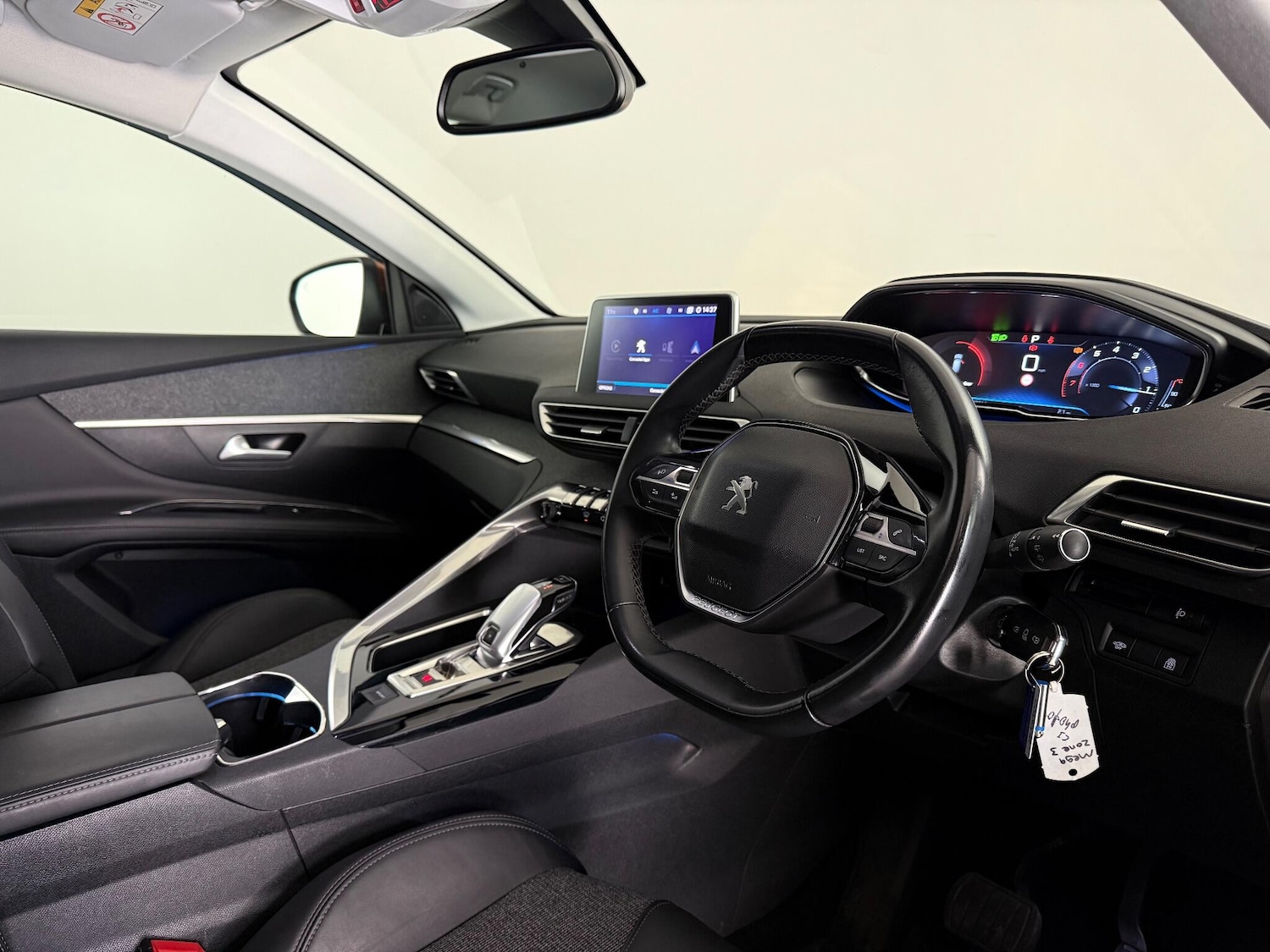 Used Peugeot 3008 2018 for sale - 77260572: Photo 17