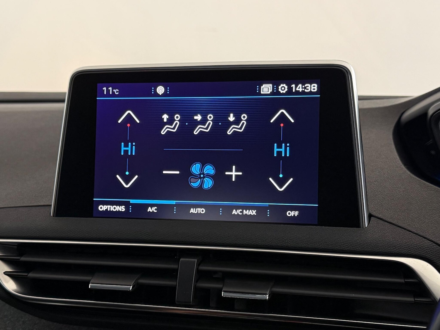 Used Peugeot 3008 2018 for sale - 77260572: Photo 23