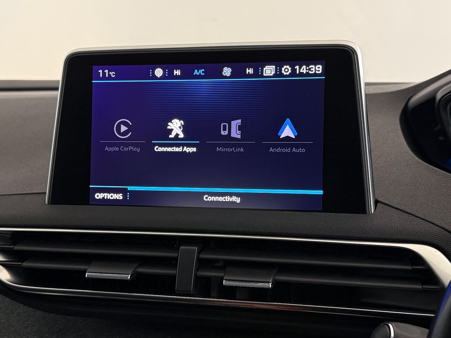 Used Peugeot 3008 2018 for sale - 77260572: Photo 28