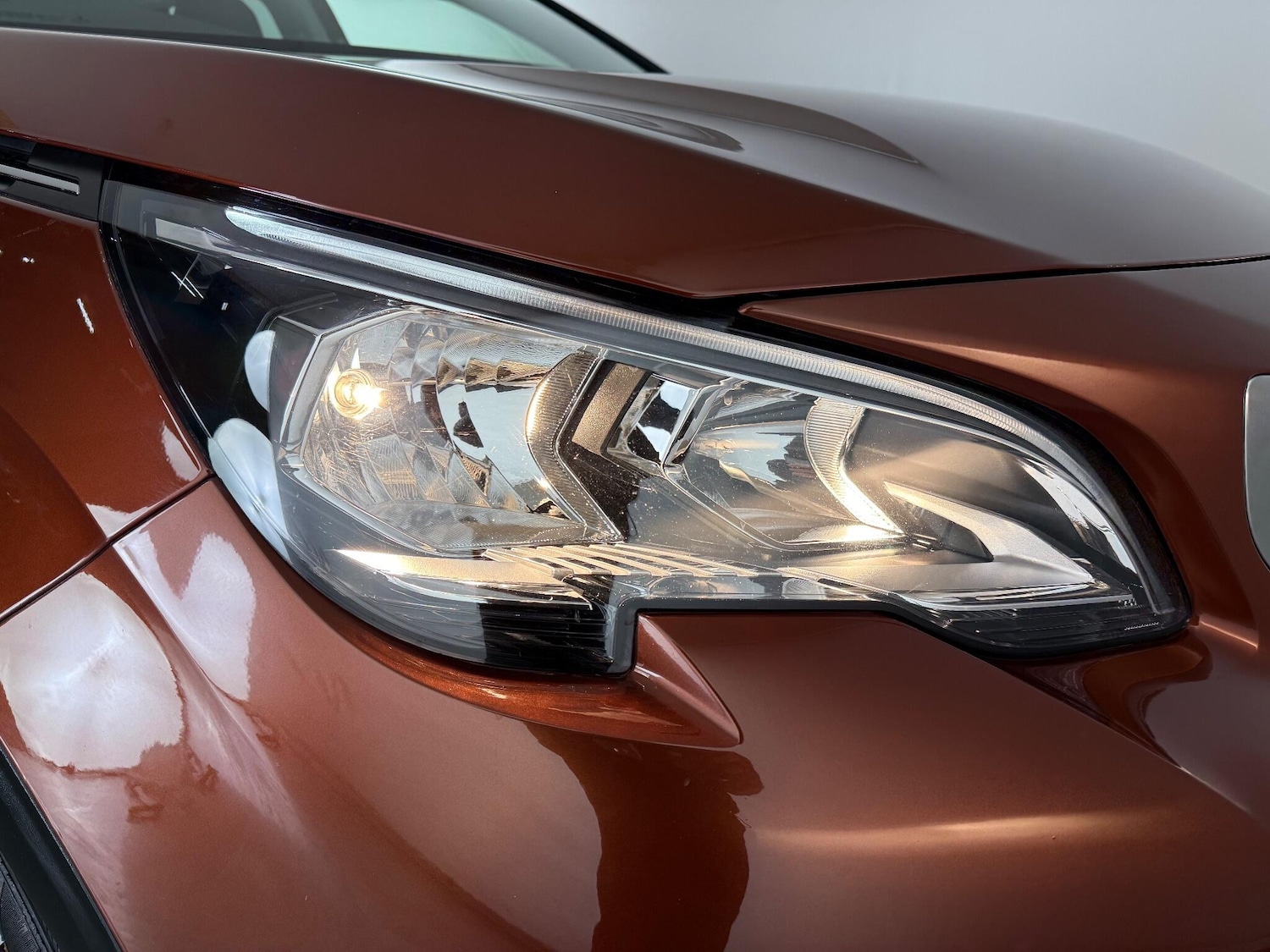 Used Peugeot 3008 2018 for sale - 77260572: Photo 6