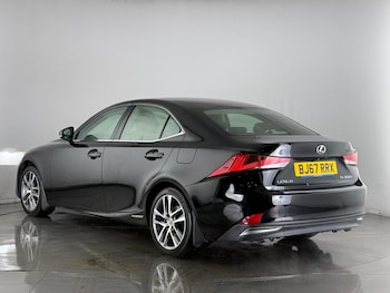 Used Lexus IS 2017 for sale - 77371841: Photo