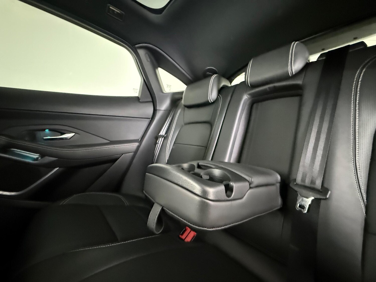 Used Jaguar E-Pace 2020 for sale - 77292187: Photo 14