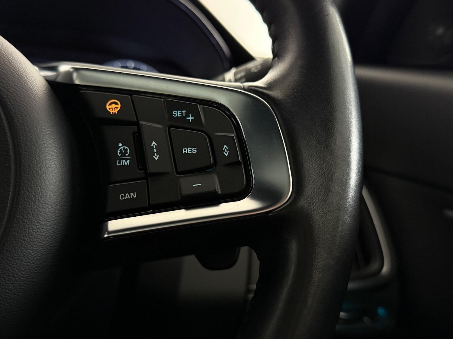 Used Jaguar E-Pace 2020 for sale - 77292187: Photo 20