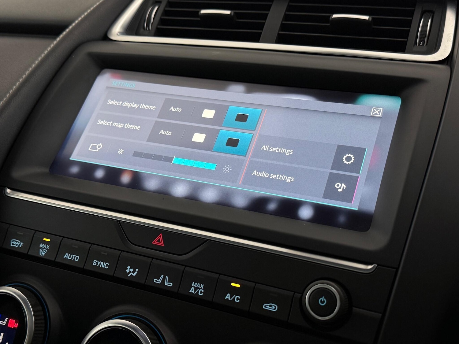 Used Jaguar E-Pace 2020 for sale - 77292187: Photo 28