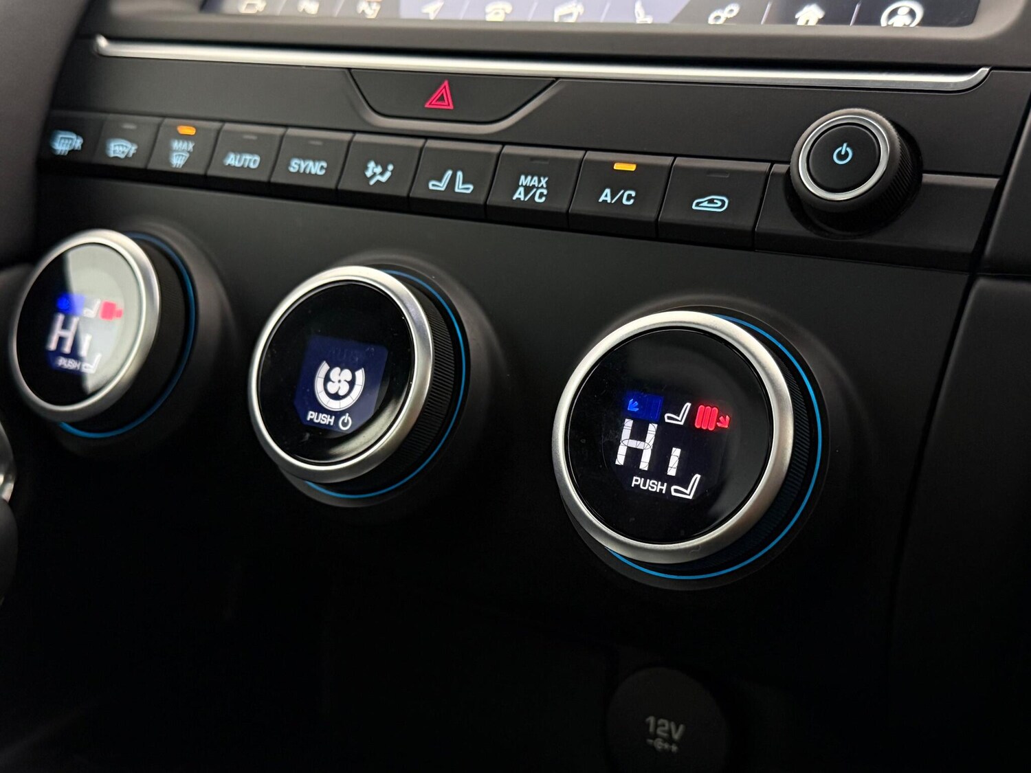 Used Jaguar E-Pace 2020 for sale - 77292187: Photo 35