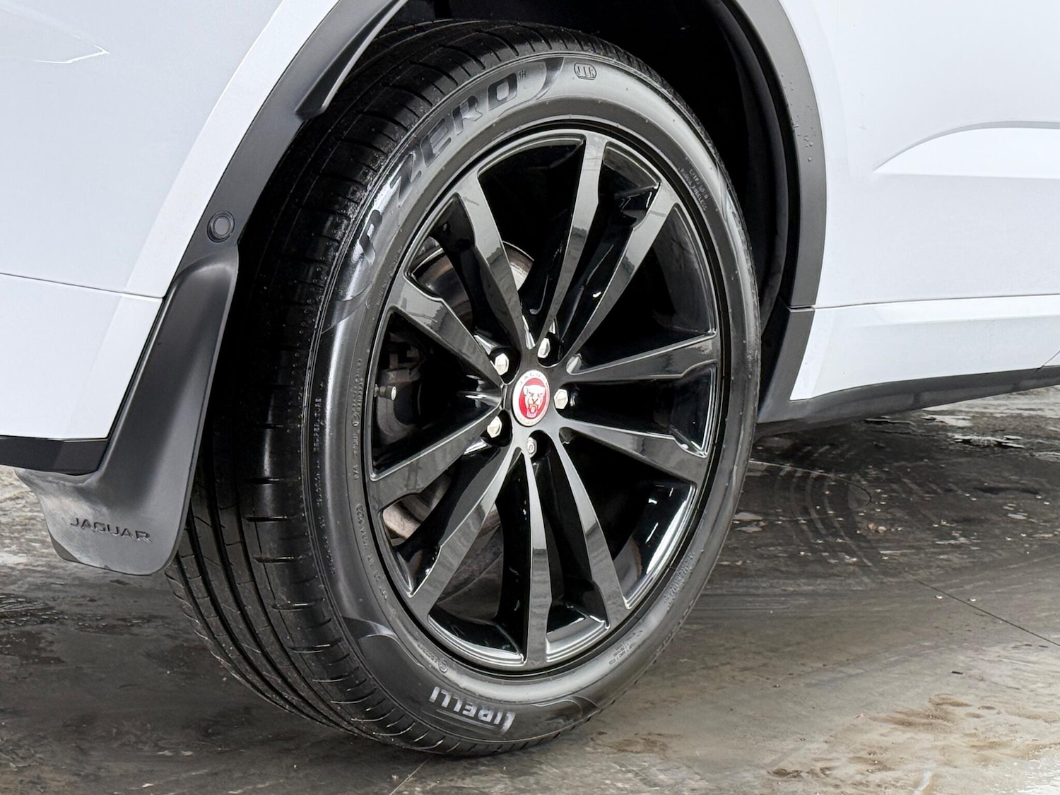 Used Jaguar E-Pace 2020 for sale - 77292187: Photo 7