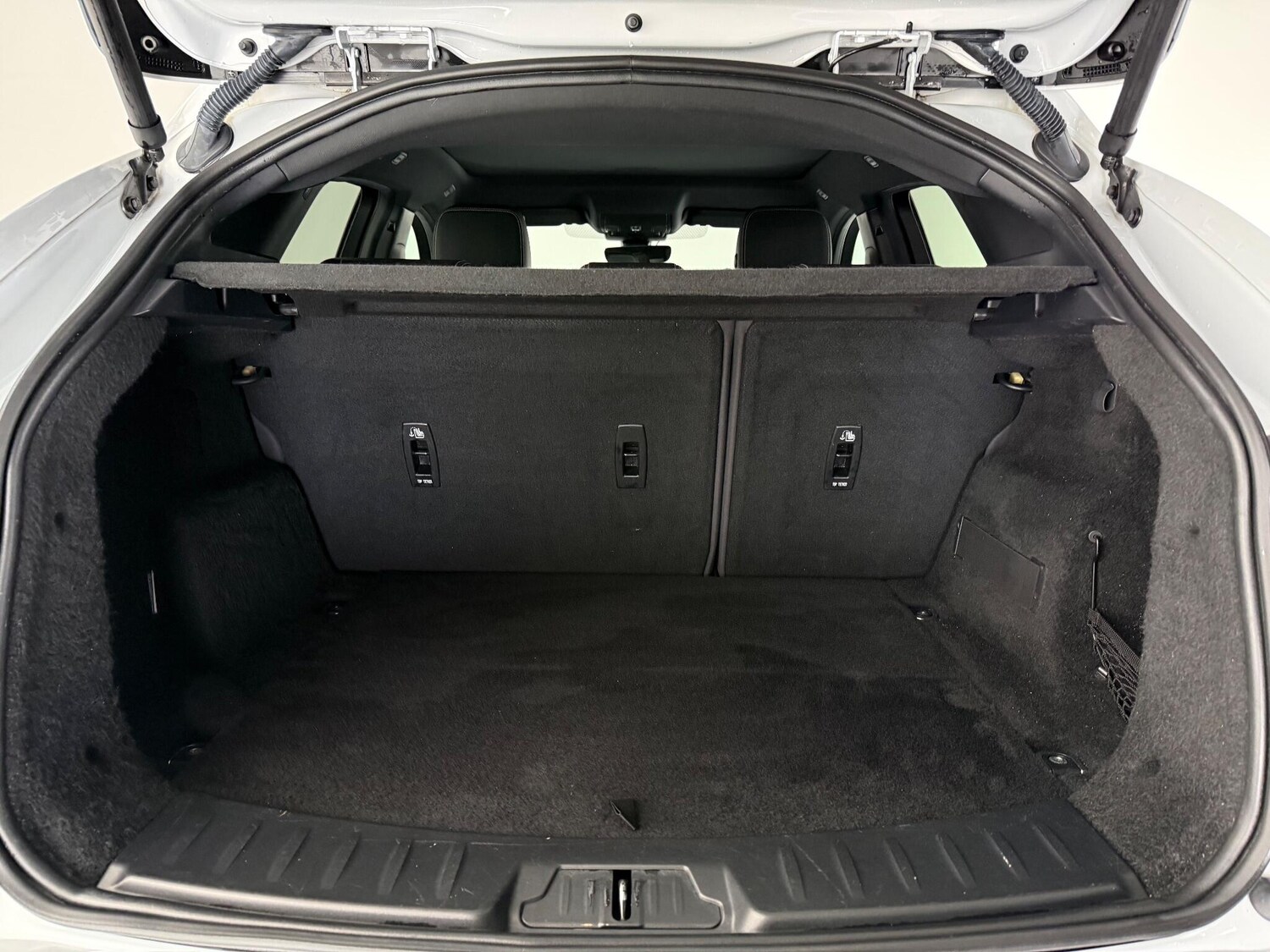 Used Jaguar E-Pace 2020 for sale - 77292187: Photo 9