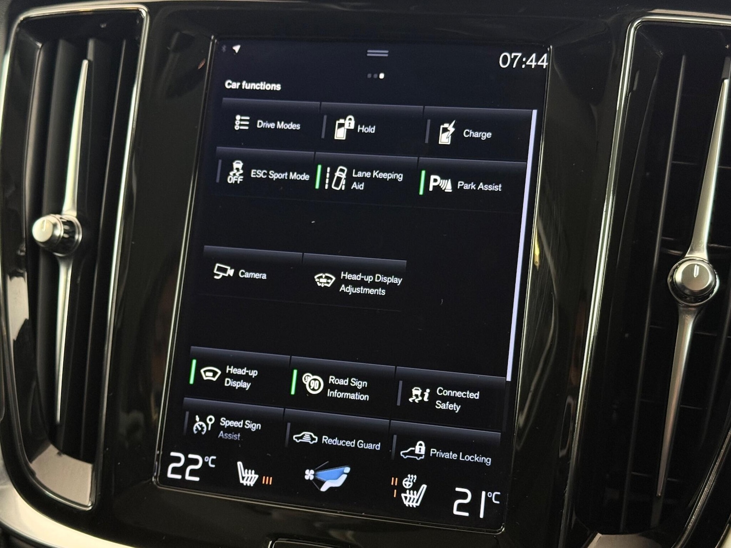 Used Volvo V60 2021 for sale - 76466705: Photo 38