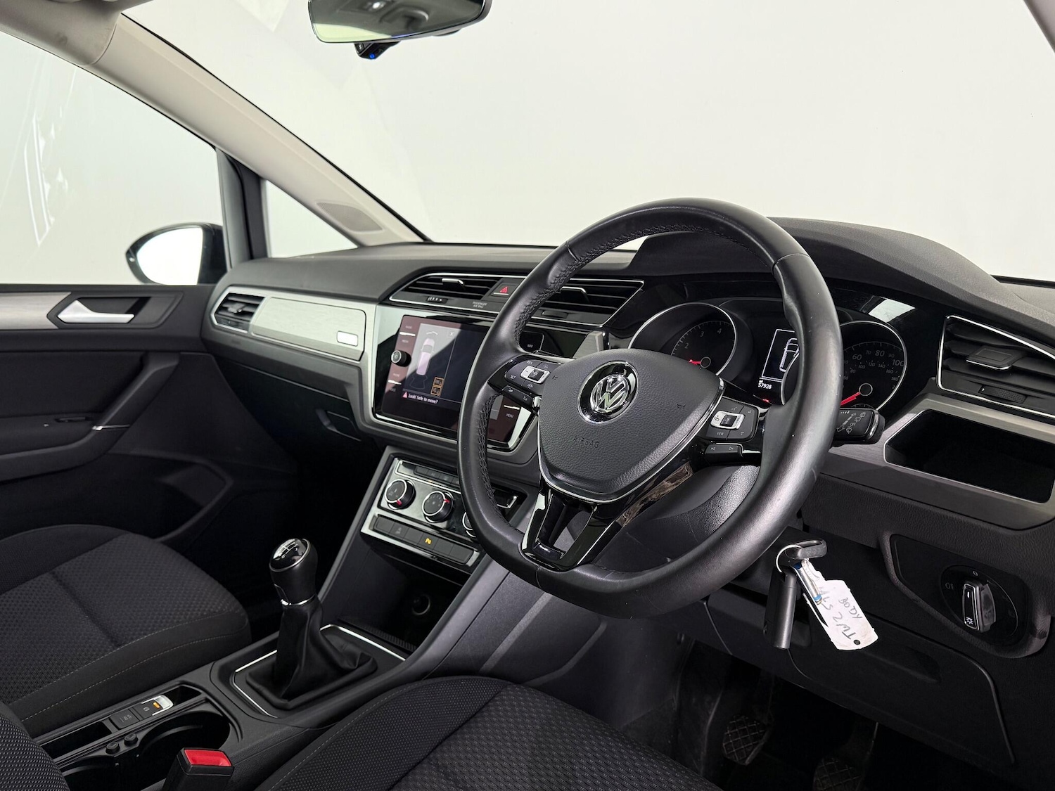 Used Volkswagen Touran 2019 for sale - 77222429: Photo 19