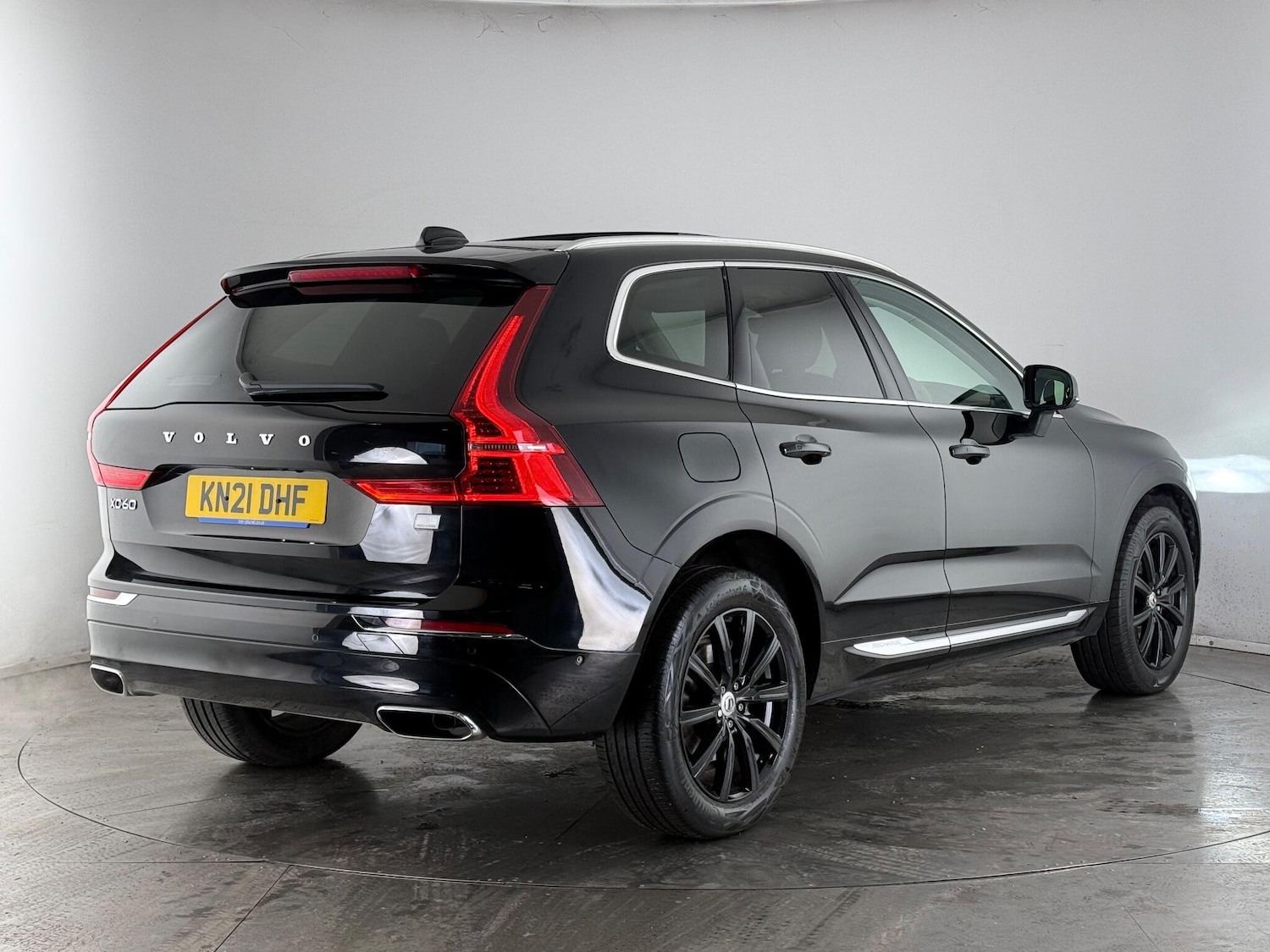 Used Volvo XC60 2021 for sale - 77221934: Photo 4