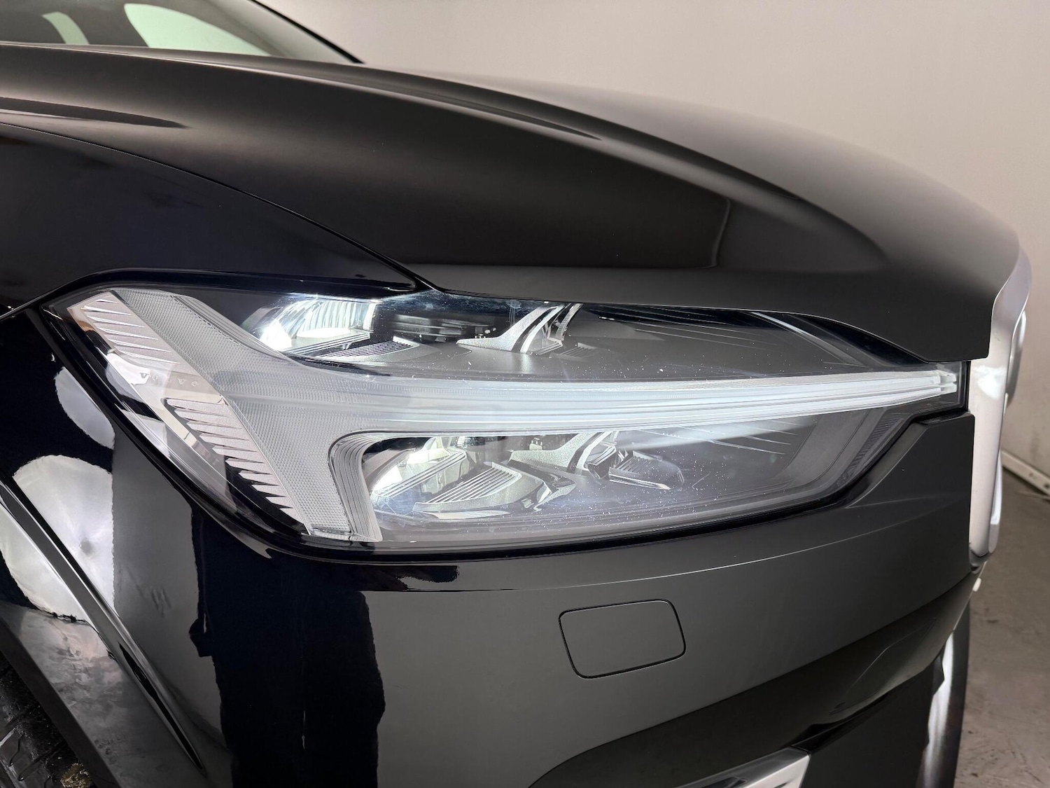 Used Volvo XC60 2021 for sale - 77221934: Photo 6