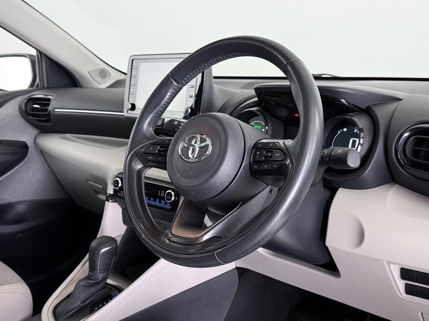 Used Toyota Yaris 2020 for sale - 76467454: Photo 21