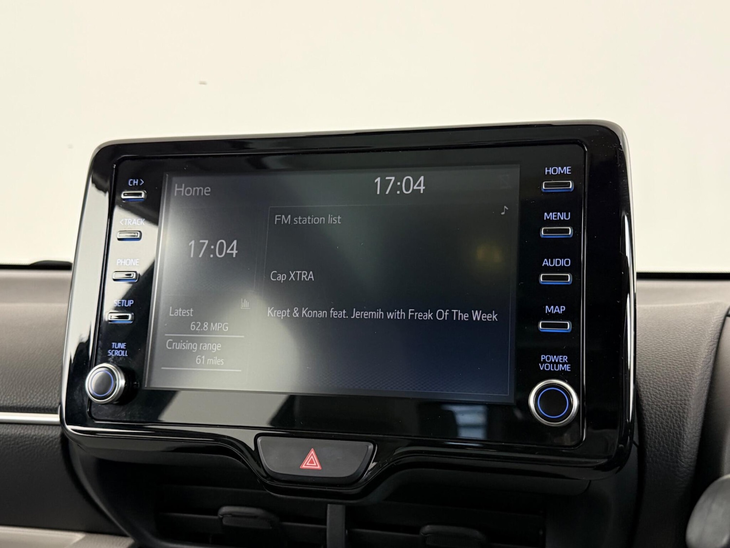 Used Toyota Yaris 2020 for sale - 76467454: Photo 30