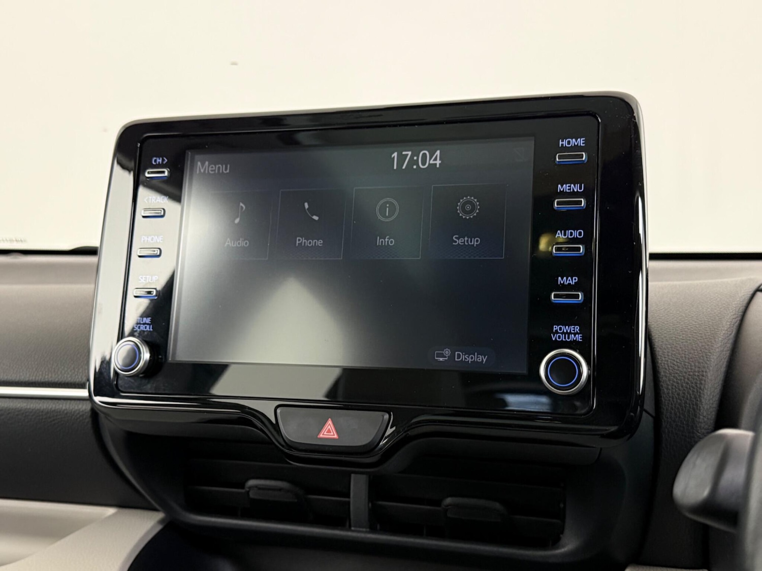 Used Toyota Yaris 2020 for sale - 76467454: Photo 31