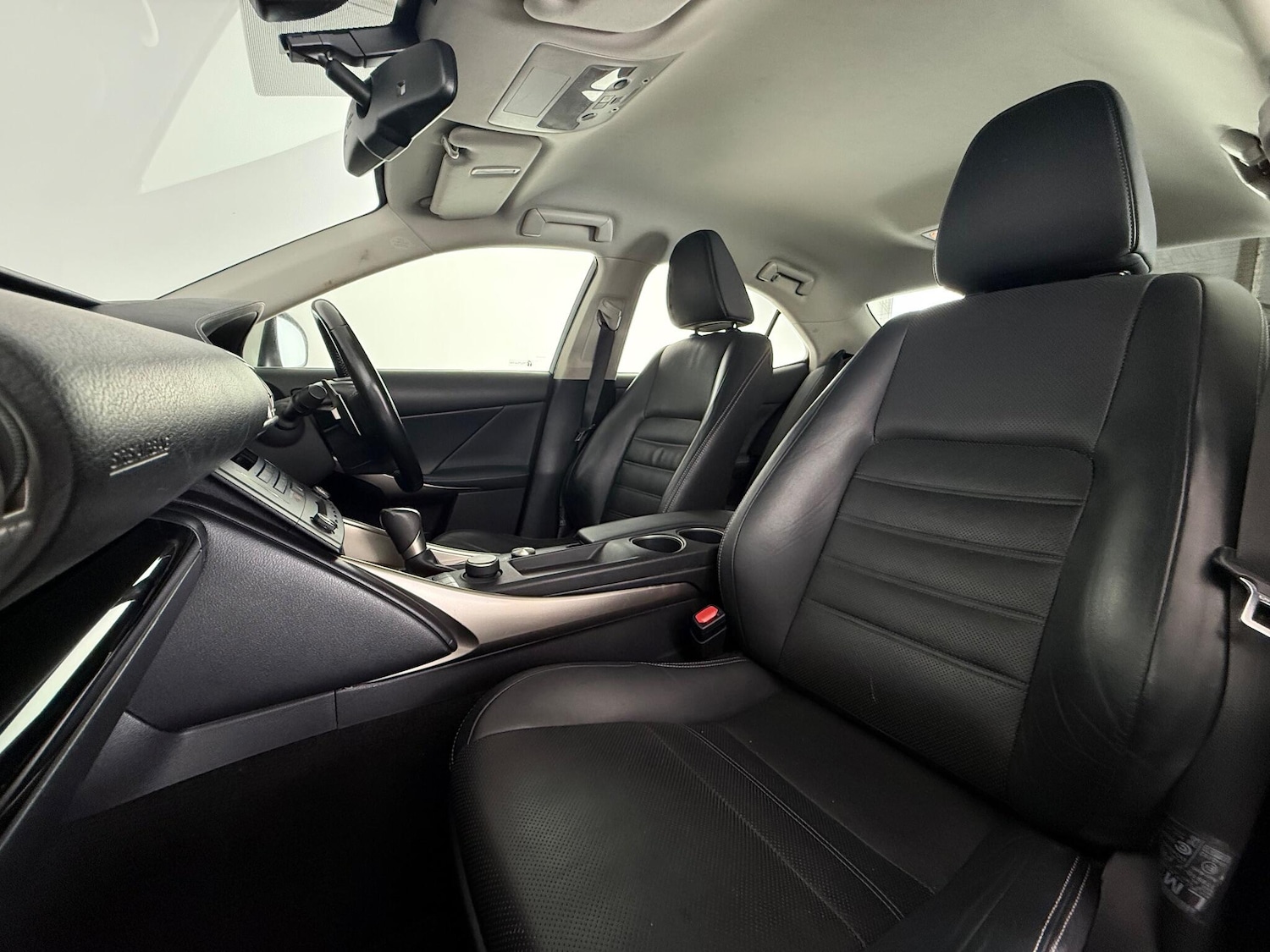 Used Lexus IS 2016 for sale - 77259530: Photo 13