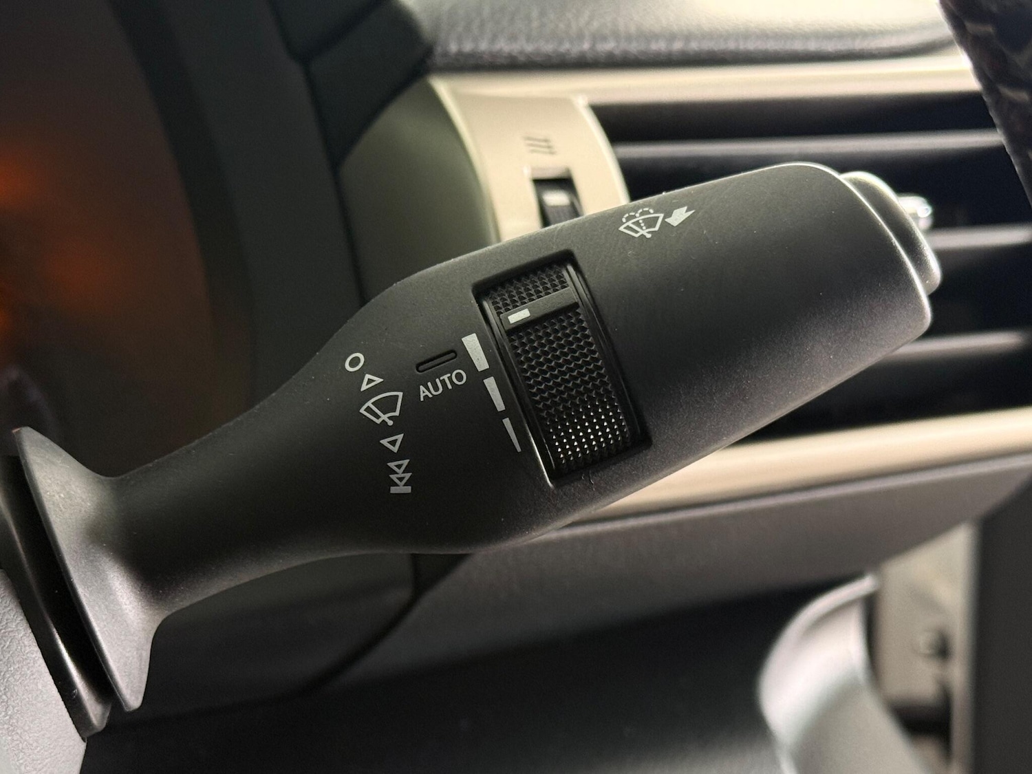 Used Lexus IS 2016 for sale - 77259530: Photo 22