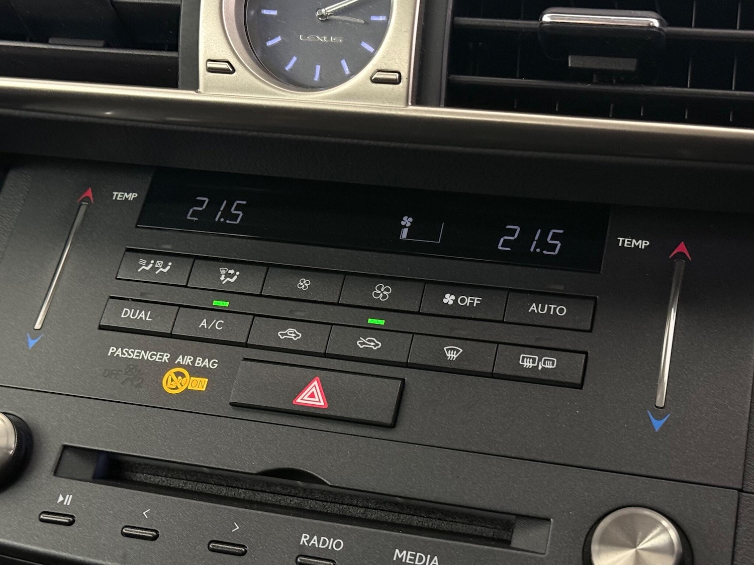 Used Lexus IS 2016 for sale - 77259530: Photo 31