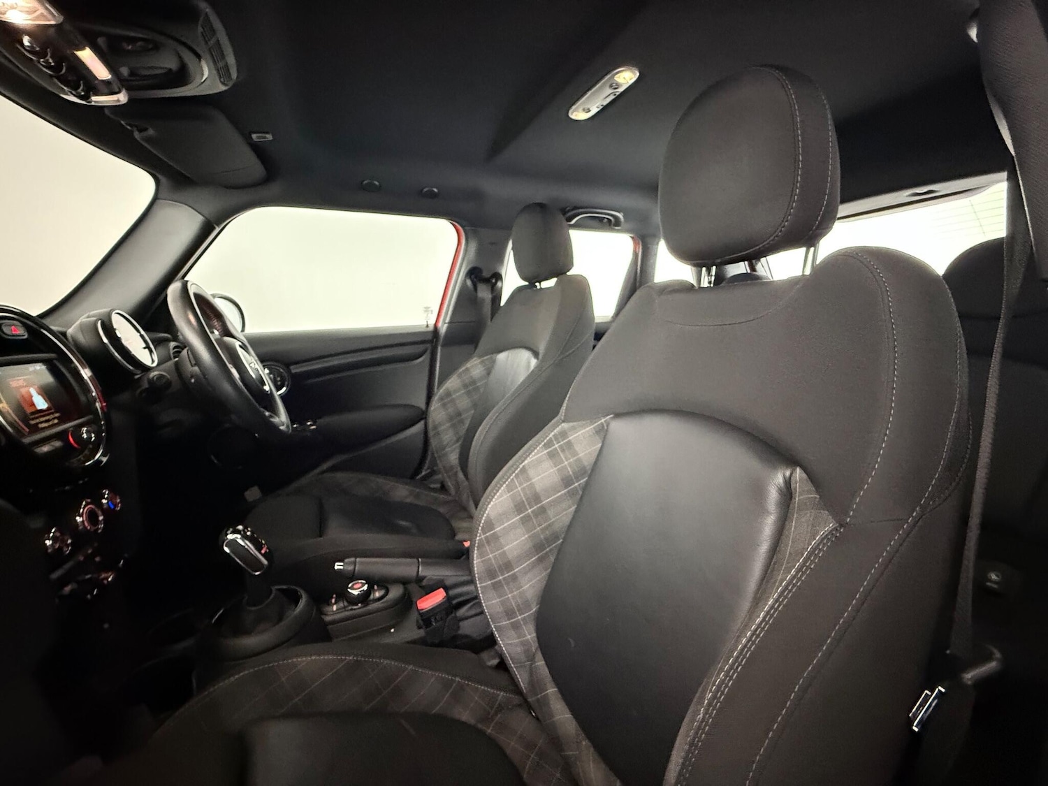 Used MINI Hatch 2019 for sale - 77054022: Photo 15