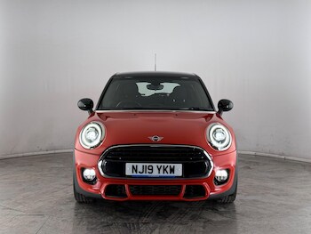 Used MINI Hatch 2019 for sale - 77054022: Photo