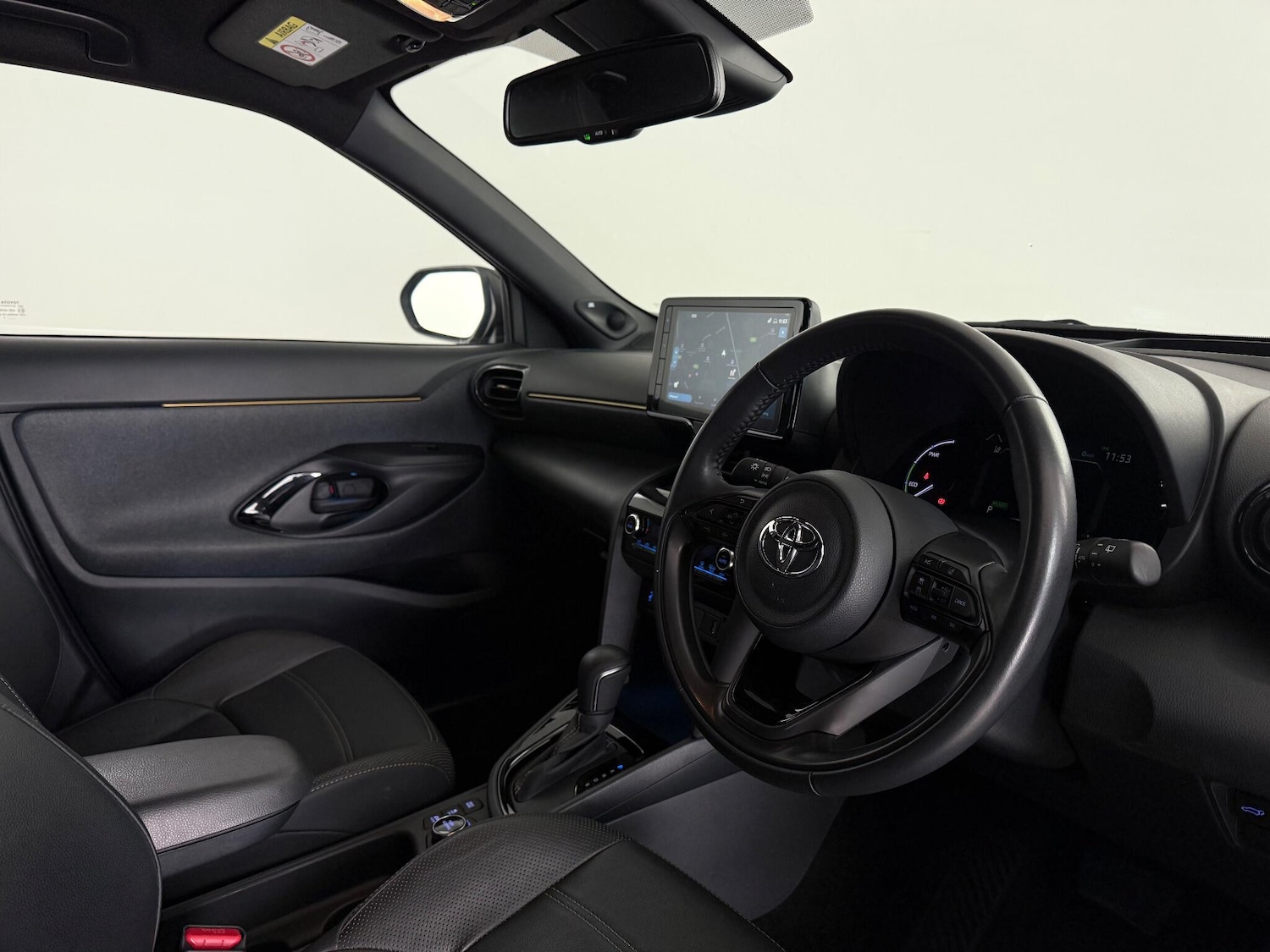 Used Toyota Yaris Cross 2022 for sale - 76538165: Photo 16