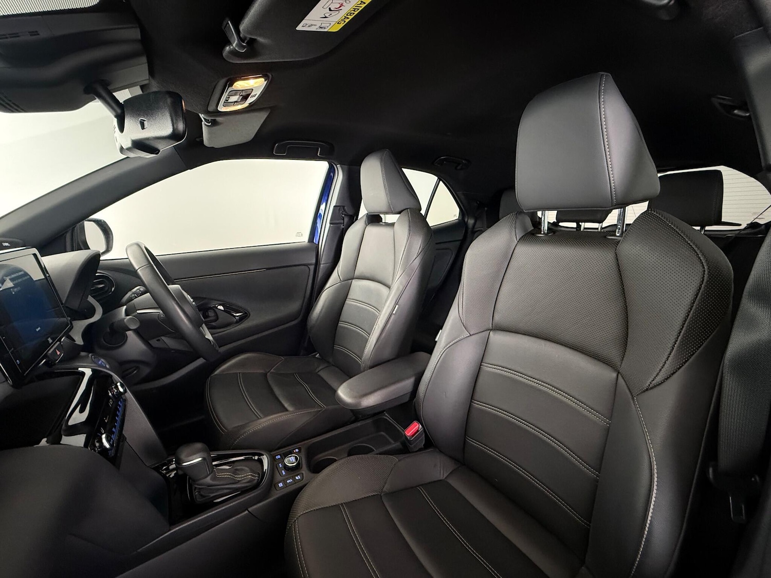 Used Toyota Yaris Cross 2022 for sale - 76538165: Photo 19