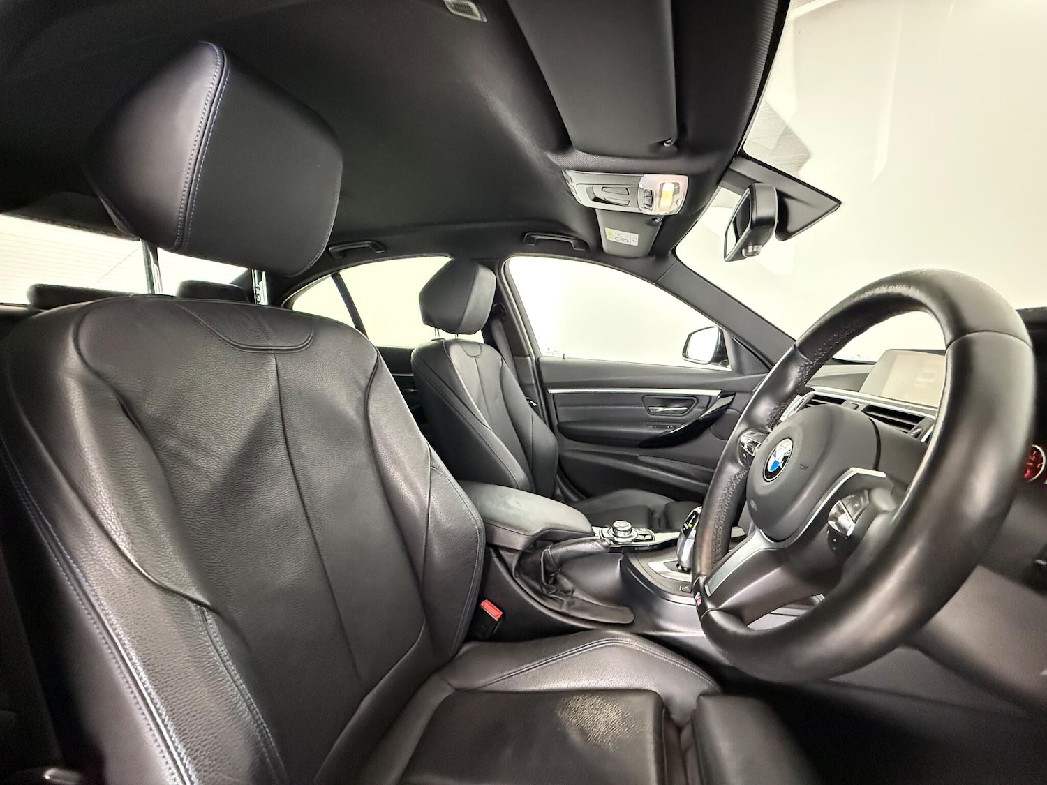 Used BMW 3 Series 2017 for sale - 77260226: Photo 10