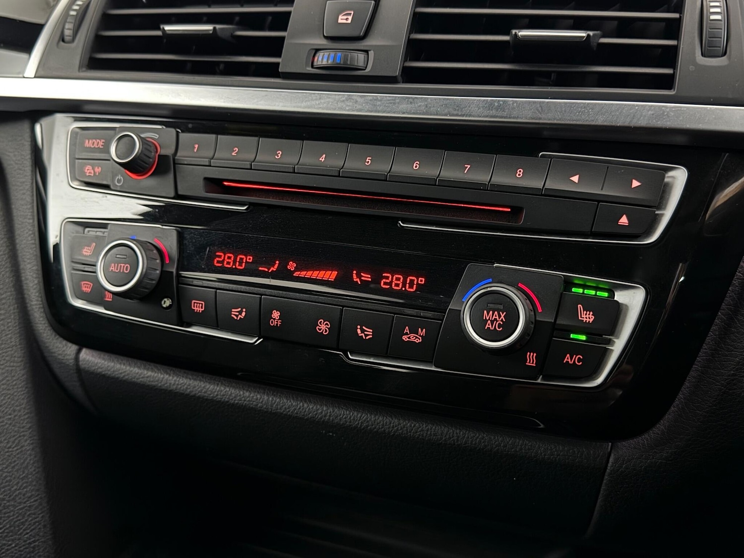 Used BMW 3 Series 2017 for sale - 77260226: Photo 34