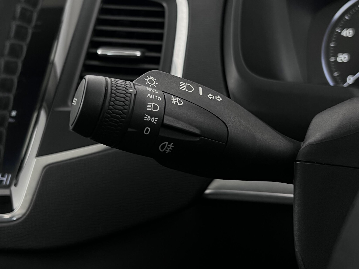 Used Volvo XC90 2018 for sale - 77230735: Photo 23