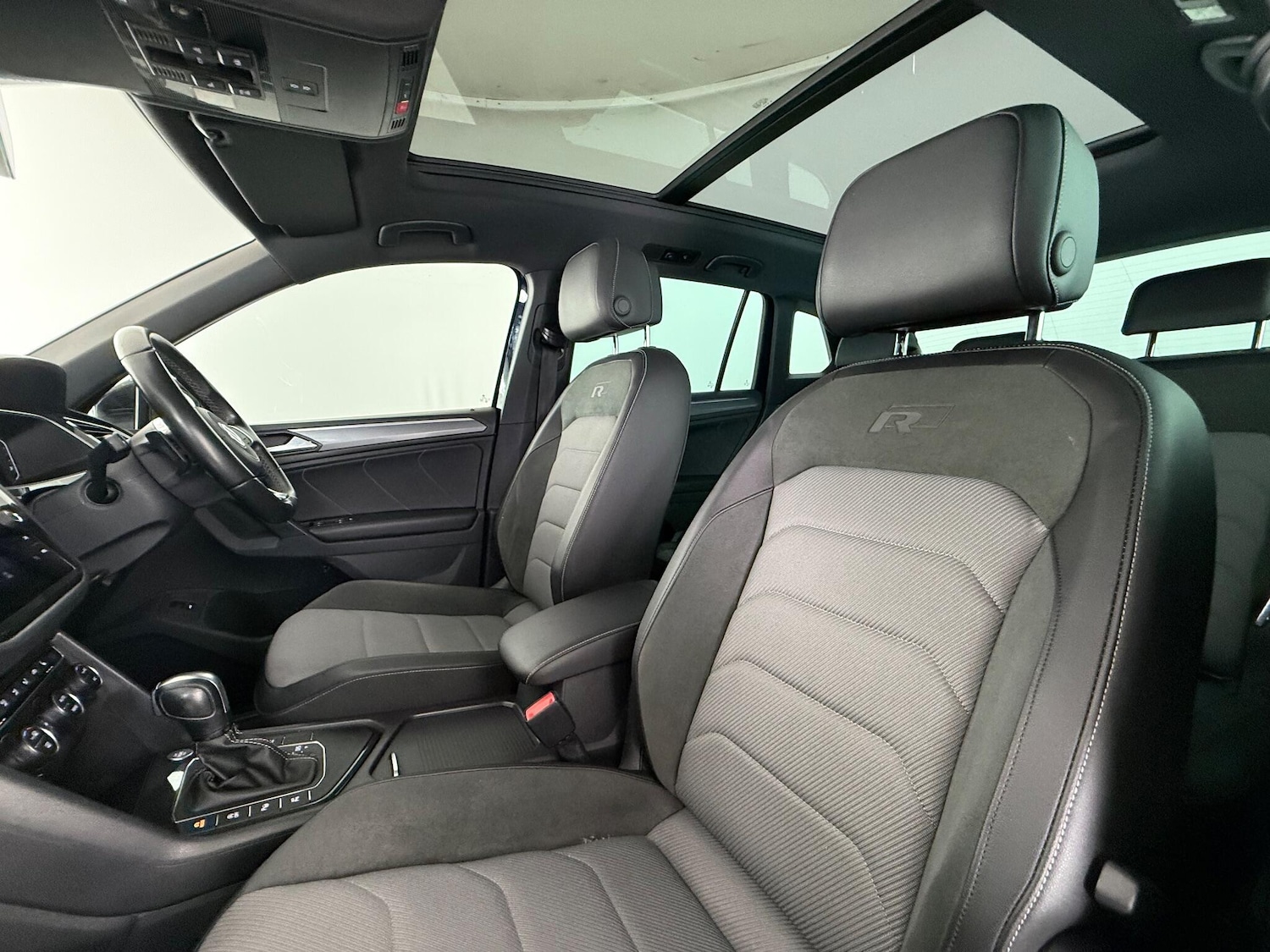 Used Volkswagen Tiguan 2019 for sale - 77216728: Photo 12