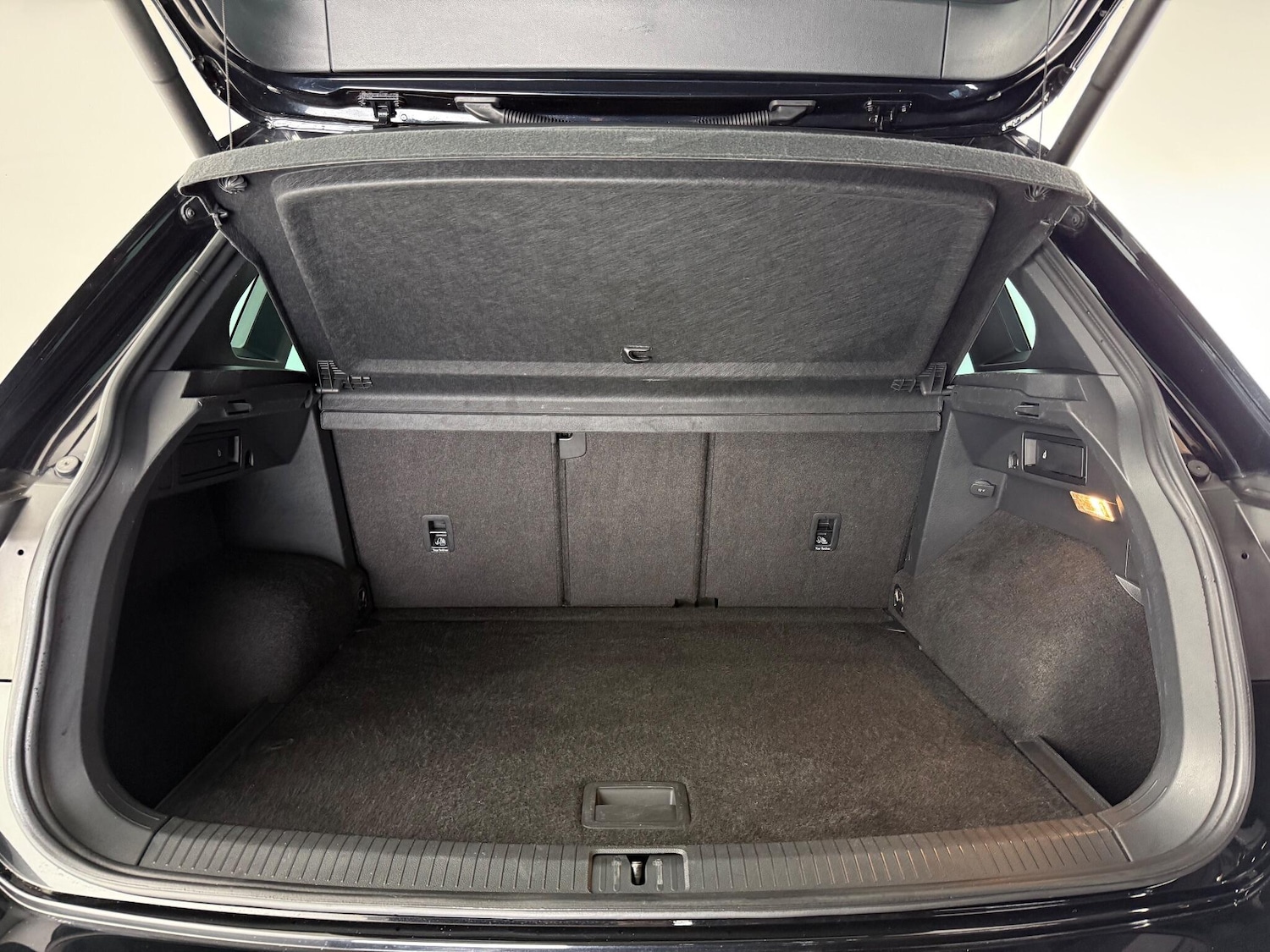 Used Volkswagen Tiguan 2019 for sale - 77216728: Photo 9