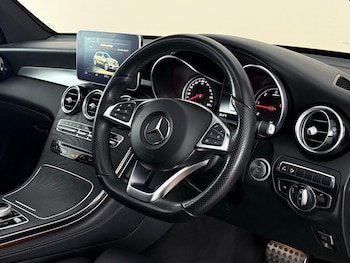 Used Mercedes-Benz GLC 2017 for sale - 79107642: Photo