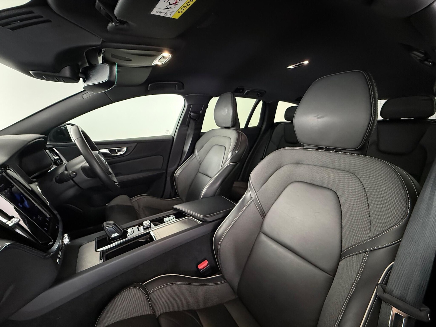 Used Volvo V60 2022 for sale - 77575518: Photo 15