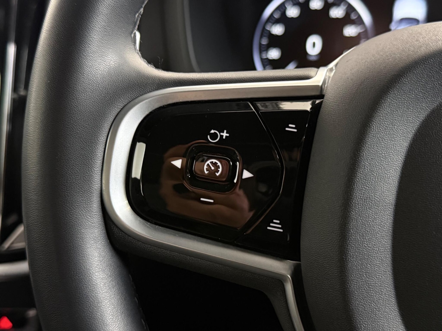 Used Volvo V60 2022 for sale - 77575518: Photo 18