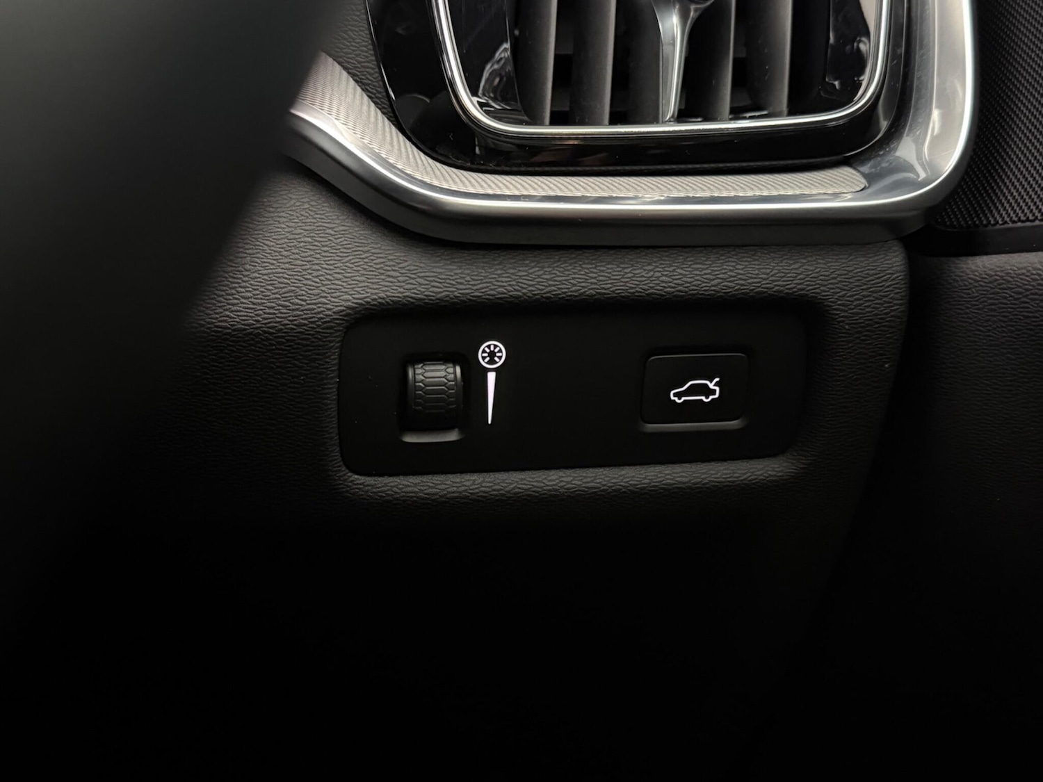 Used Volvo V60 2022 for sale - 77575518: Photo 21