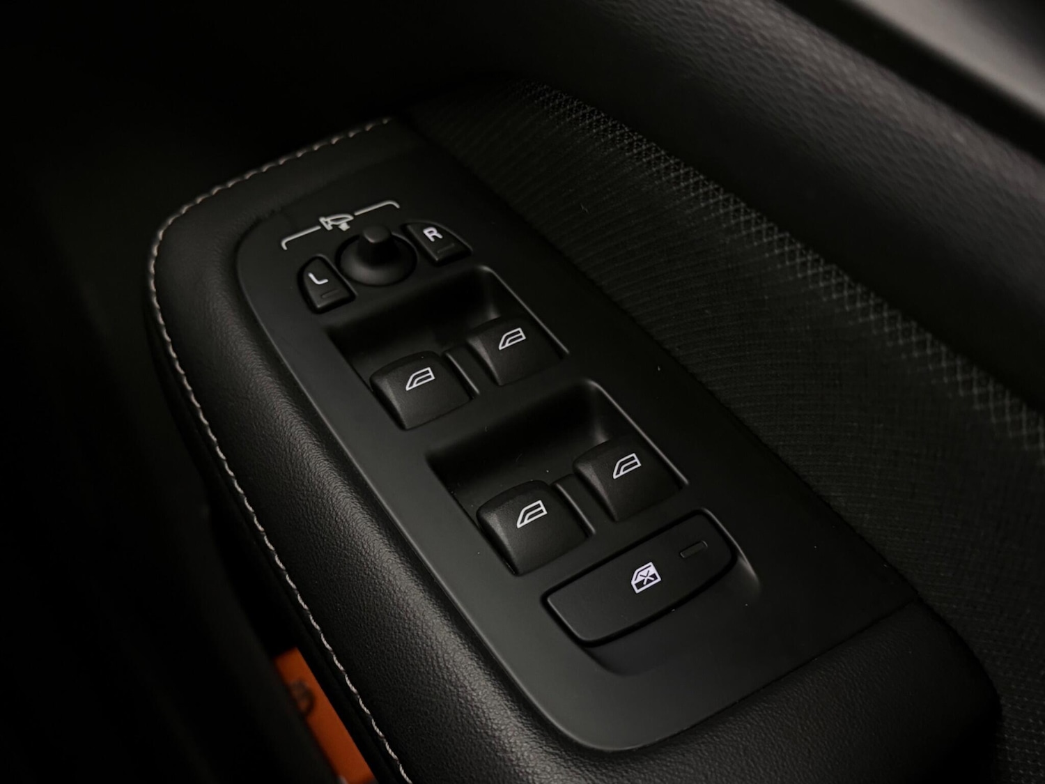 Used Volvo V60 2022 for sale - 77575518: Photo 22