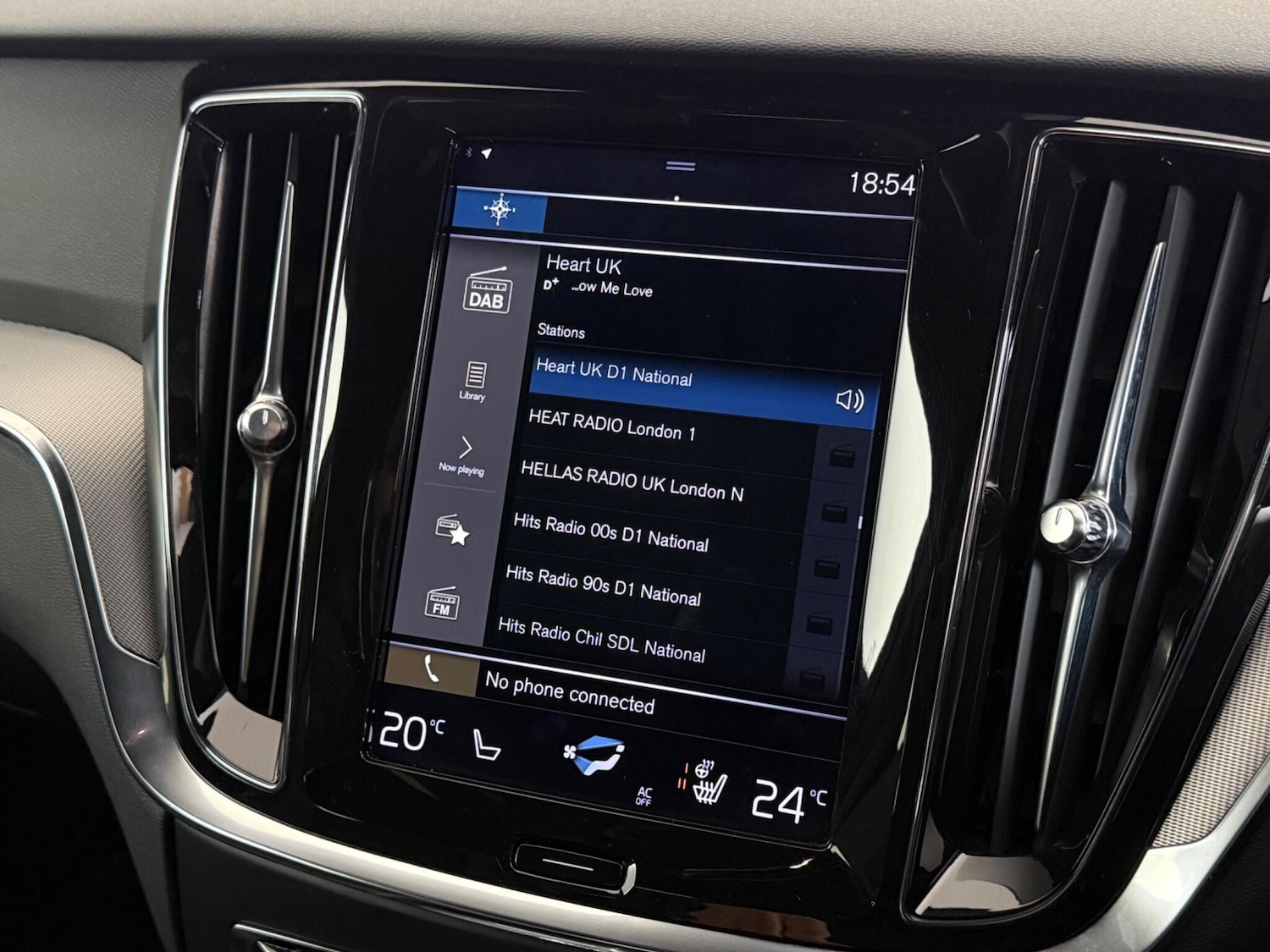 Used Volvo V60 2022 for sale - 77575518: Photo 25