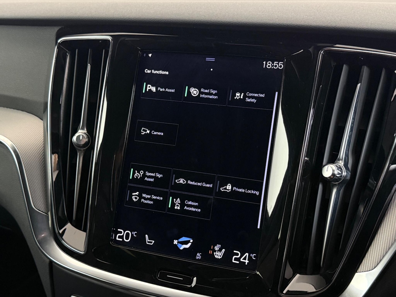 Used Volvo V60 2022 for sale - 77575518: Photo 32