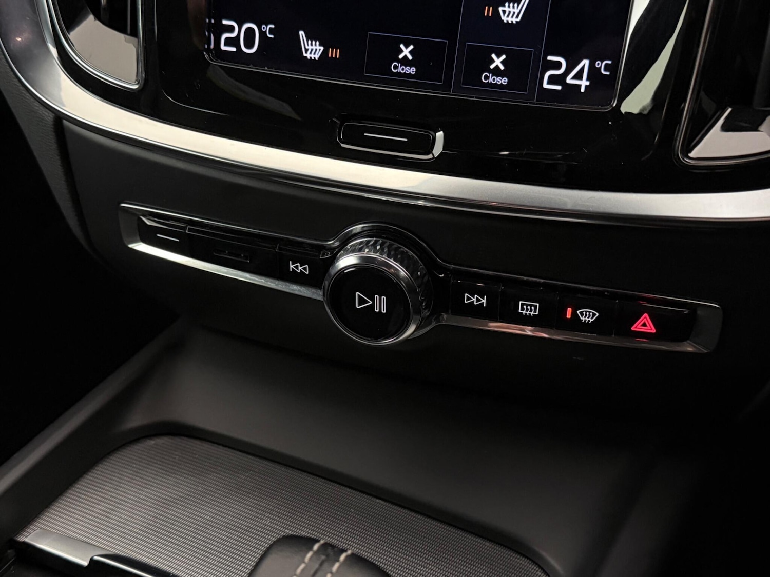 Used Volvo V60 2022 for sale - 77575518: Photo 35